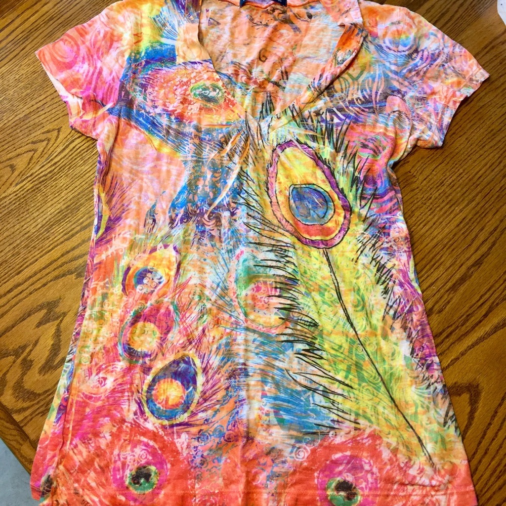 Like new colorful shirt.